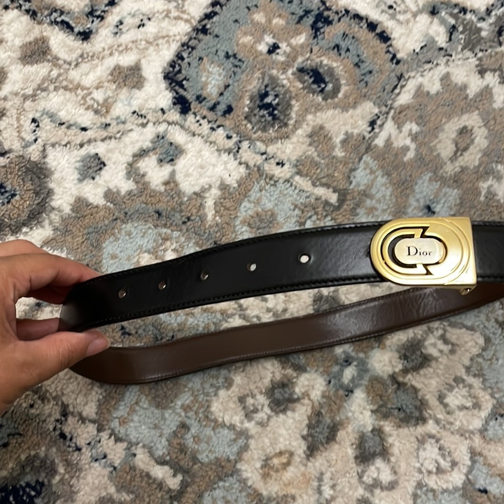 Dior Women’s Black Leather with Gold Detail Belt | 38 - Picture 4 of 7